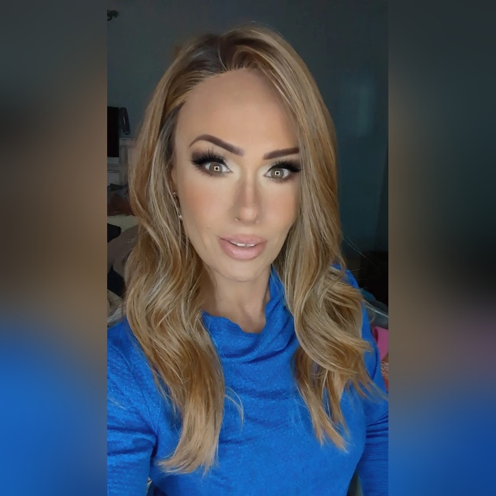 WEEKEND SALE Belle Tress NEW SPYHOUSE WIG